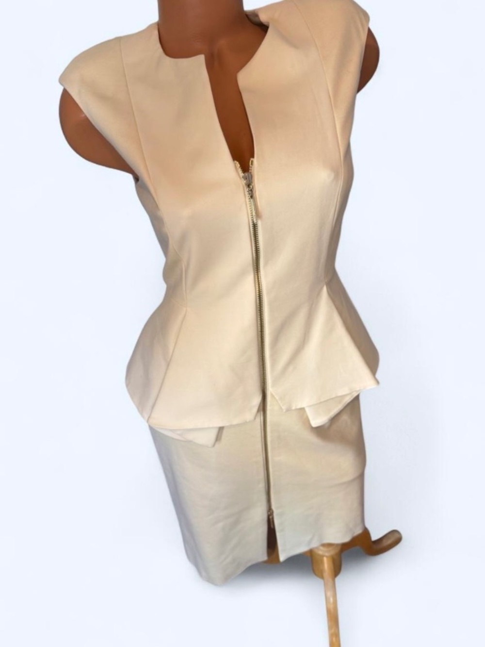 Vintage Ted Baker London Jamthun Ivory Cream Zip-Front Peplum Sheath Dress sz2